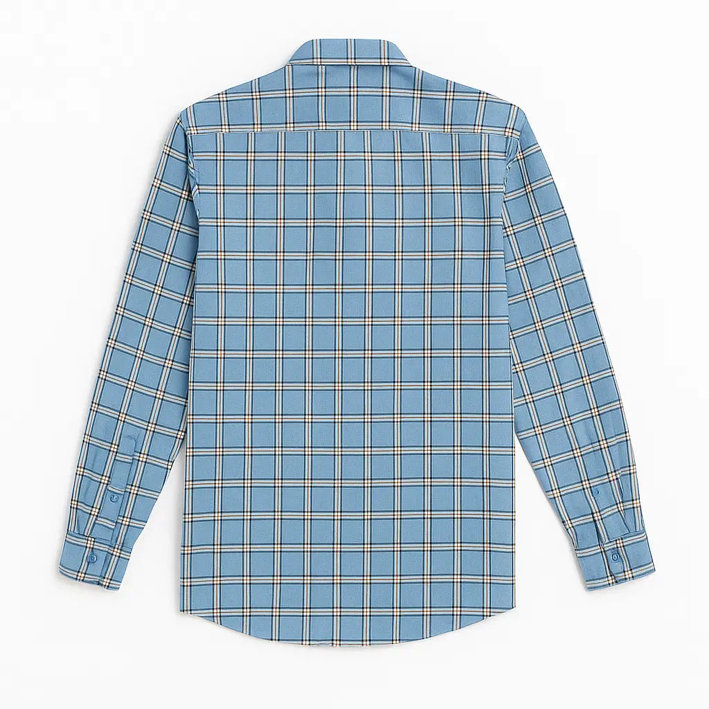 Camisa masculina Oxford xadrez azul em algodão, manga longa, com detalhes bege e branco e acabamento sofisticado.