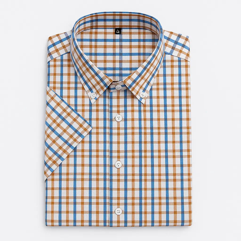 Camisa masculina xadrez manga curta, slim fit, confeccionada em algodão, estilo casual para o verão.