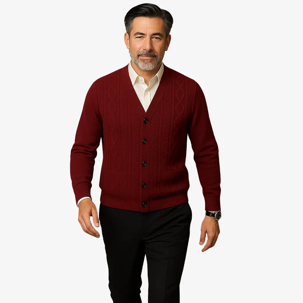 Cardigan masculino azul com gola V e botões. Estilo clássico com textura elegante, ideal para dias frios com sofisticação.