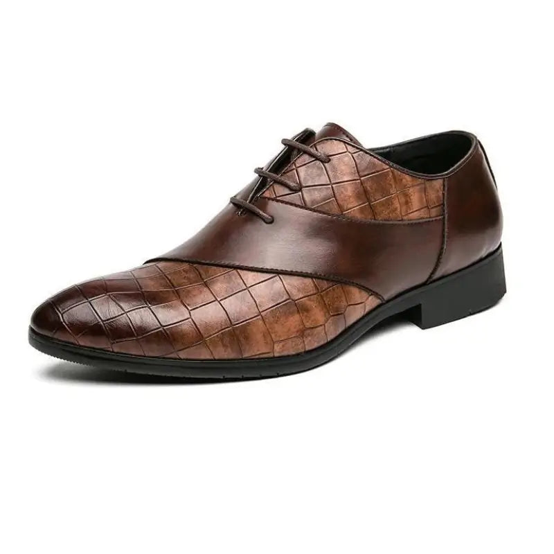 Sapato Social Masculino Oxford Em Couro, confortável modelo social, ideal para uso diário e ocasiões especiais.