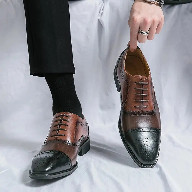 Sapato Social Masculino Oxford Em Couro, confortável modelo social, ideal para uso diário e ocasiões especiais.
