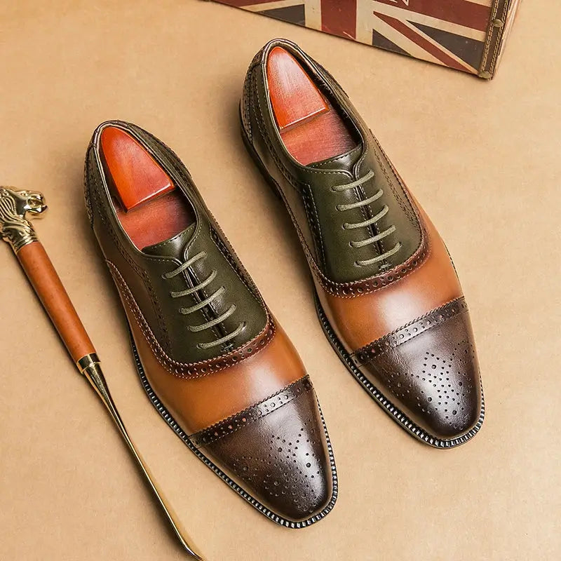 Sapato Social Masculino Oxford Em Couro, confortável modelo social, ideal para uso diário e ocasiões especiais.