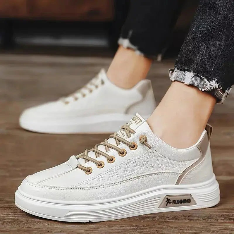 Tênis casual masculino branco, modelo casual, ideal para uso diário, confortável e respirável.