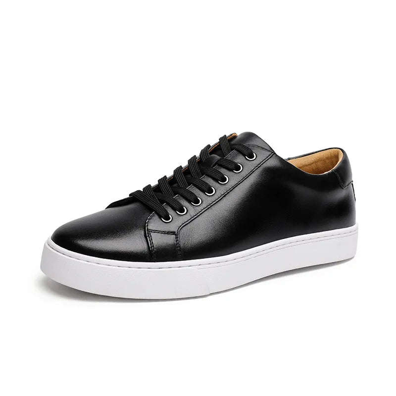 tenis casual masculino em couro confortável, modelo casual, ideal para uso diário.
