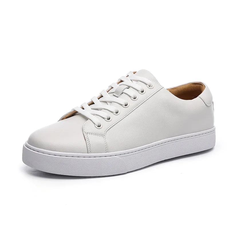 tenis casual masculino em couro confortável, modelo casual, ideal para uso diário.