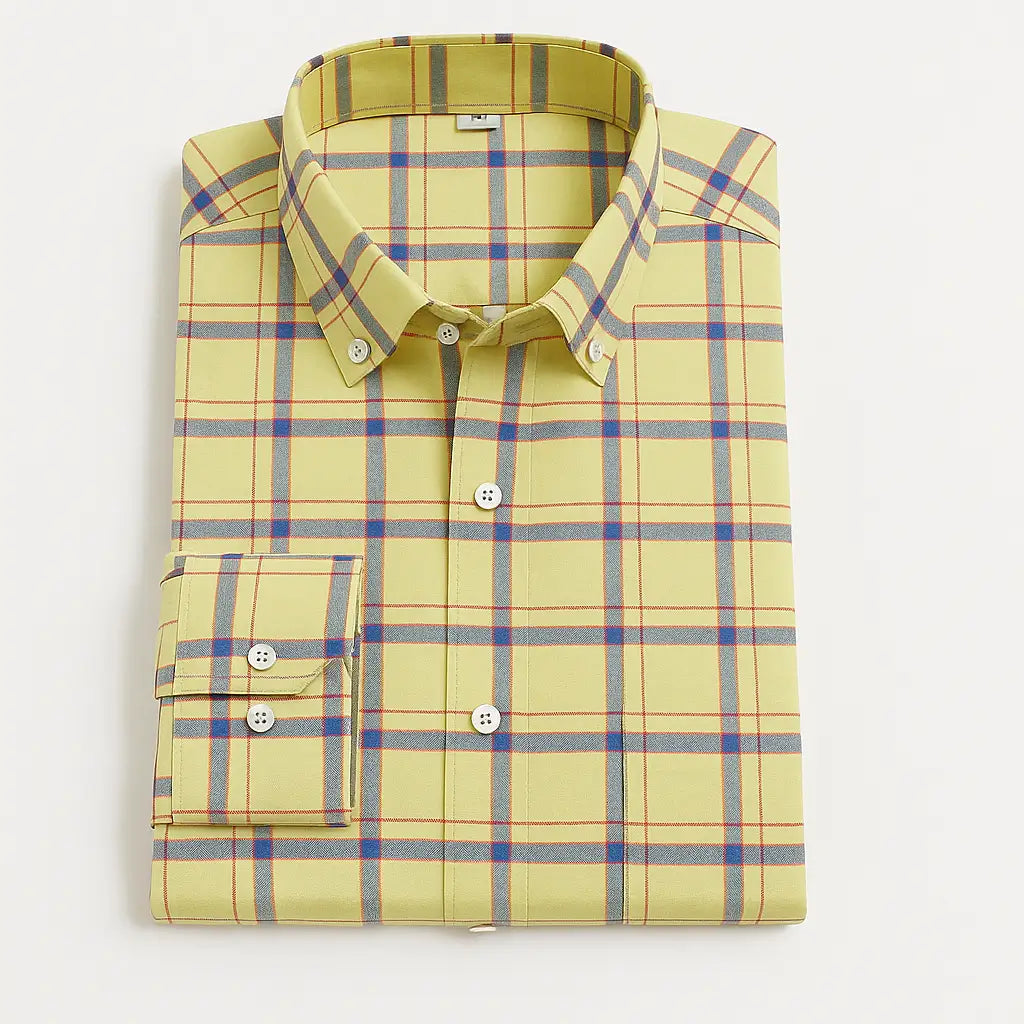 Camisa masculina Oxford xadrez, manga longa, confeccionada em algodão com acabamento elegante.