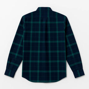 Camisa masculina flanelada xadrez vermelha e azul, manga longa, 100% algodão, bolso frontal e gola com botão.