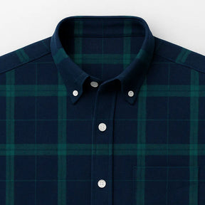 Camisa masculina flanelada xadrez vermelha e azul, manga longa, 100% algodão, bolso frontal e gola com botão.