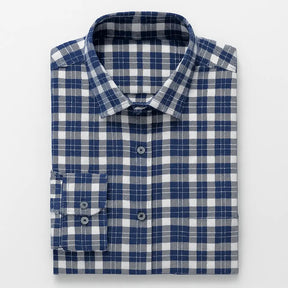 Camisa masculina flanelada xadrez  manga longa, 100% algodão, bolso frontal e gola com botão, estilo casual elegante.