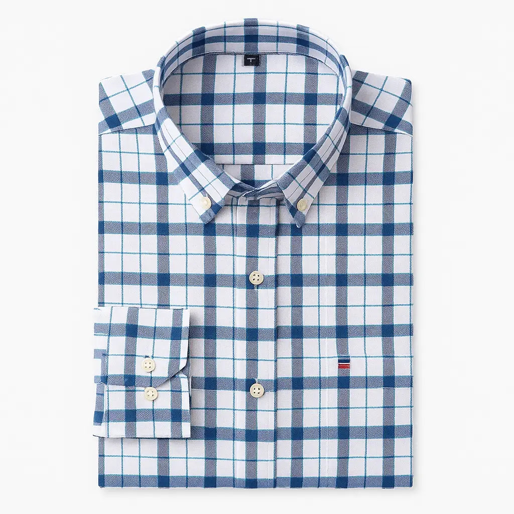 Camisa masculina Oxford xadrez azul e branco em algodão, manga longa, com gola clássica e acabamento sofisticado