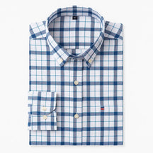 Camisa masculina Oxford xadrez azul e branco em algodão, manga longa, com gola clássica e acabamento sofisticado