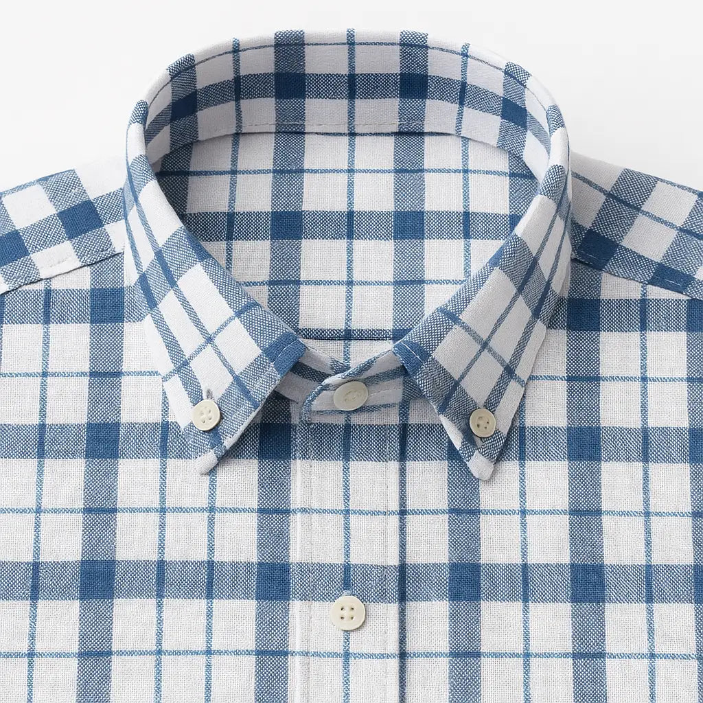 Camisa masculina Oxford xadrez azul e branco em algodão, manga longa, com gola clássica e acabamento sofisticado