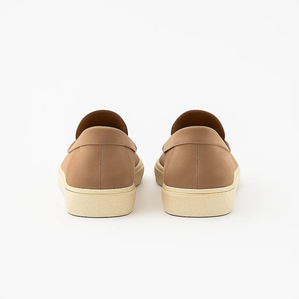 Mocassim slip-on masculino Verona Velvet em veludo, casual sofisticado.
