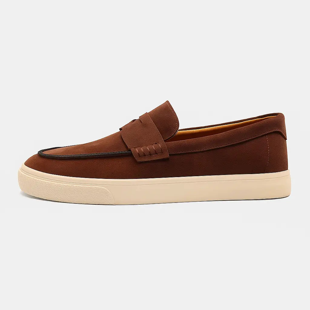 Mocassim slip-on masculino Verona Velvet em veludo, casual sofisticado.