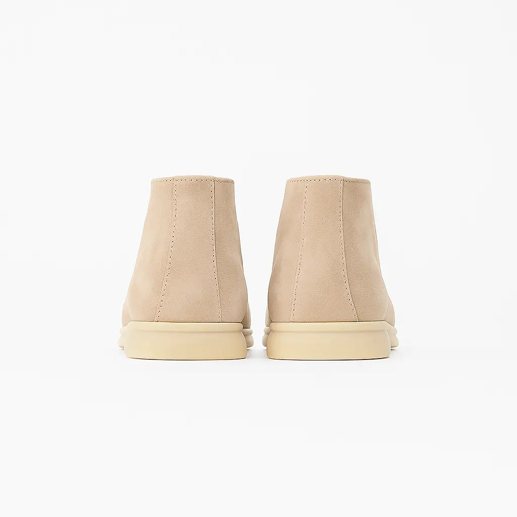 Loafer masculino Milano High-Top em camurça cinza, design moderno de cano médio.