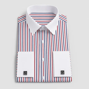 Camisa Social Masculina Listrada manga longa com fechamento em botões e abotoadura nas mangas