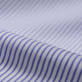 Camisa Social Masculina Listrada manga longa com fechamento em botões e abotoadura nas mangas