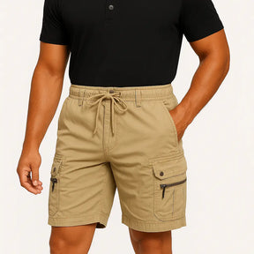 Bermuda cargo masculina de algodão, estilo safari casual com múltiplos bolsos.