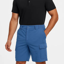 Bermuda cargo masculina azul em algodão respirável com múltiplos bolsos.