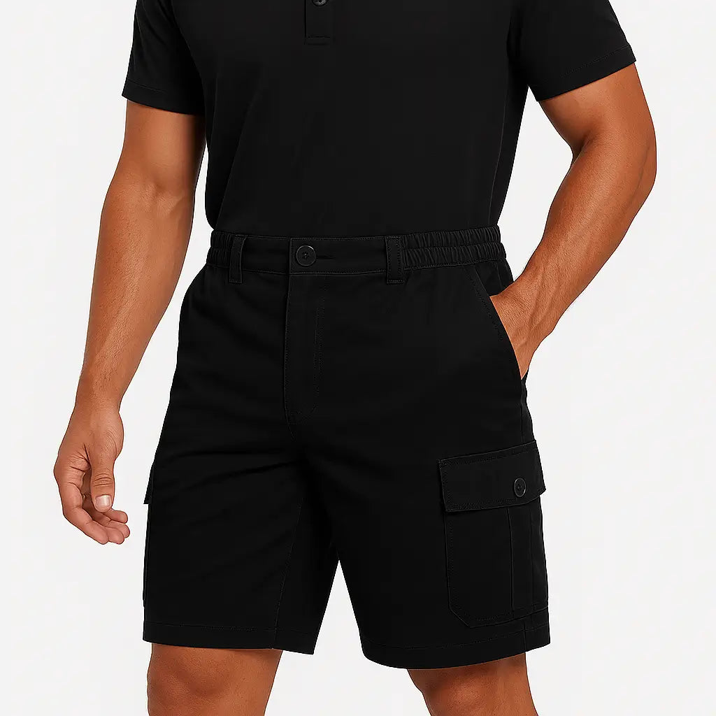 Bermuda cargo masculina azul em algodão respirável com múltiplos bolsos.