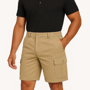 Bermuda cargo masculina azul em algodão respirável com múltiplos bolsos.