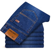 Calça Jeans Masculina Estilo casual formal Seu design sofisticado com modelagem reta proporciona um visual moderno, perfeito para ambientes corporativos e encontros casuais.