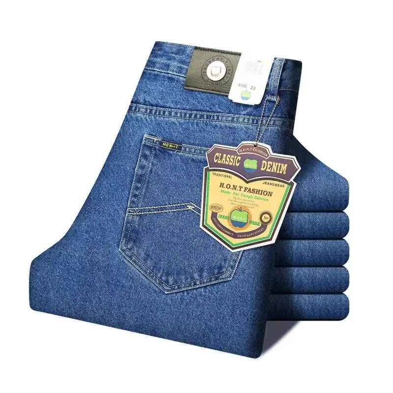 Calça Jeans Masculina Estilo casual formal Seu design sofisticado com modelagem reta proporciona um visual moderno, perfeito para ambientes corporativos e encontros casuais.