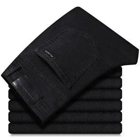 Calça Jeans Masculina Estilo casual formal Seu design sofisticado com modelagem reta proporciona um visual moderno, perfeito para ambientes corporativos e encontros casuais.