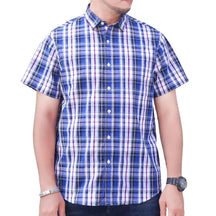Camisa Masculina manga curta com fechamento em botões