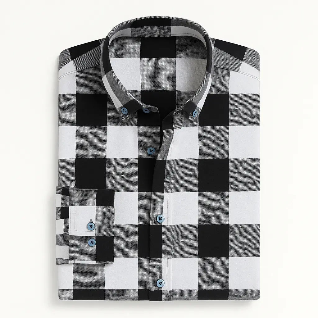 Camisa masculina flanelada xadrez azul intenso e preto, manga longa, 100% algodão, bolso frontal e gola com botão.