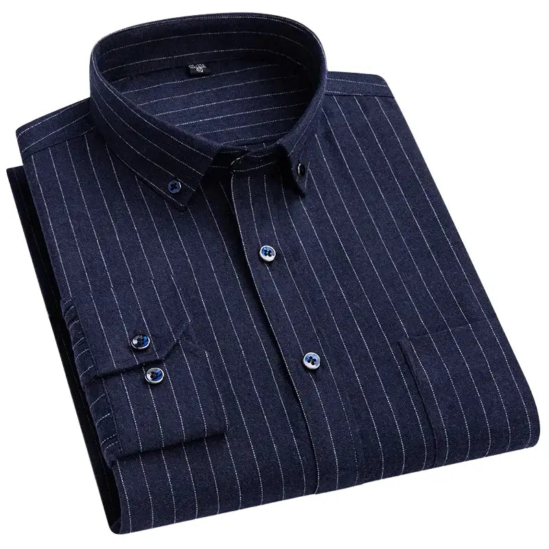 Camisa Masculina Flanela Algodão Pima, manga longa e bolso no peito direito.