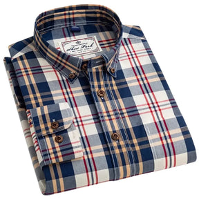 Camisa Masculina Oxford: elegante e estilo para qualquer ocasião. Confeccionada com Algodão de alta qualidade, caimento perfeito e conforto incomparável. Disponível em diversos tamanhos e cores.