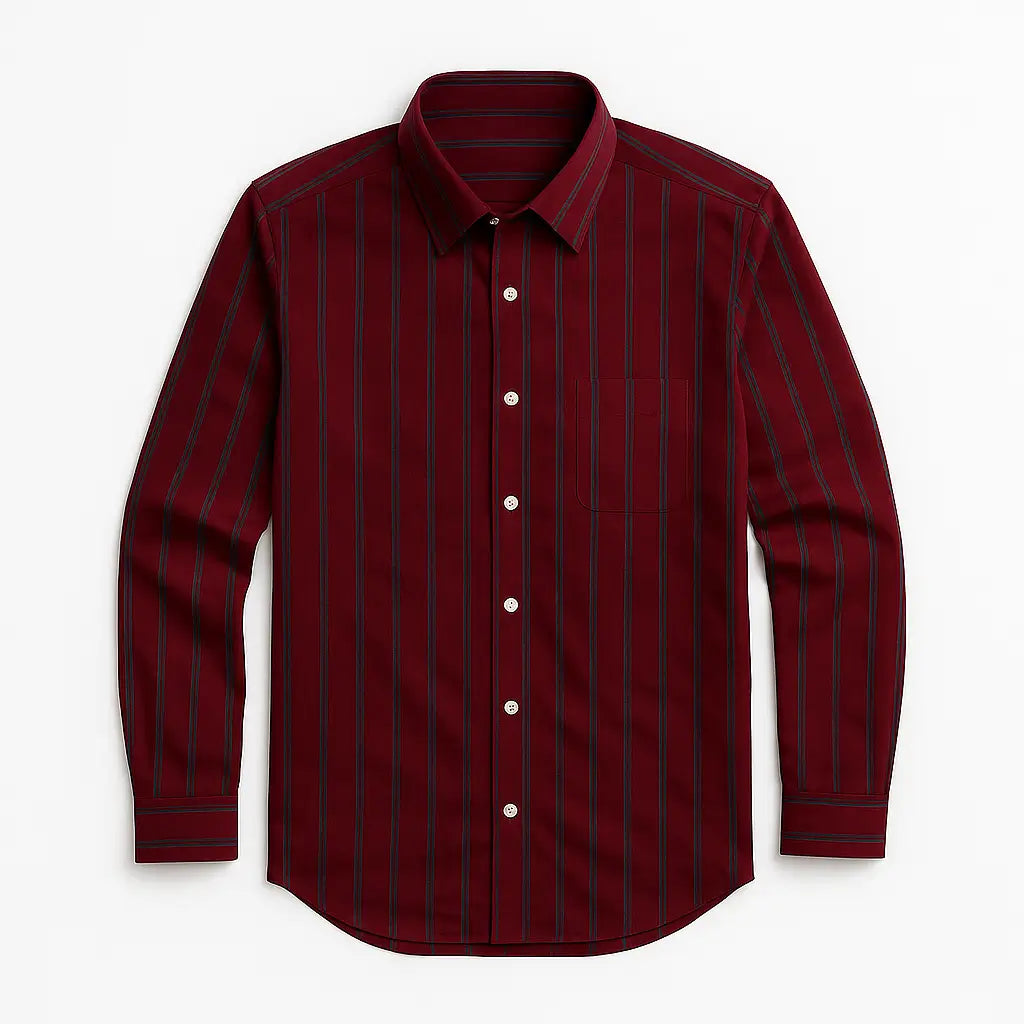 Camisa masculina Oxford listrada vinho slim fit em algodão premium, manga longa e gola estruturada.