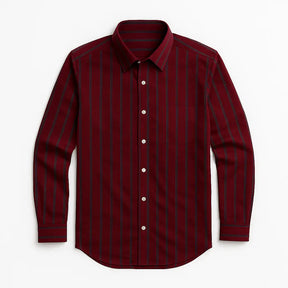 Camisa masculina Oxford listrada vinho slim fit em algodão premium, manga longa e gola estruturada.