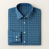 camisa social masculina slim fit azul com padrão xadrez branco em algodão com elastano, manga longa, gola estruturada e botões claros