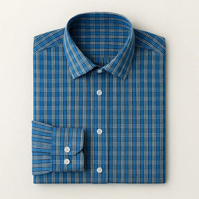 camisa social masculina slim fit azul com padrão xadrez branco em algodão com elastano, manga longa, gola estruturada e botões claros