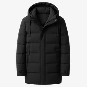Homem vestindo jaqueta puffer masculina longa preta com capuz e bolsos verticais