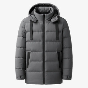 Homem vestindo jaqueta puffer masculina longa preta com capuz e bolsos verticais