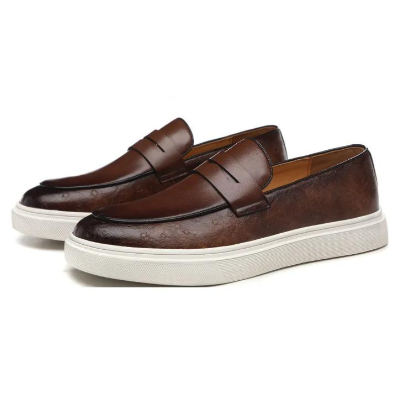 Loafer masculino  em couro confortável, modelo casual, ideal para uso diário.