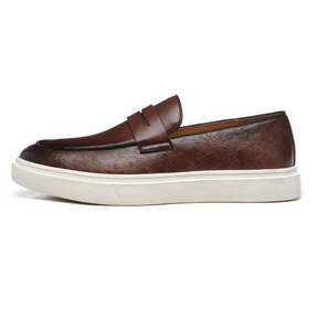 Loafer masculino  em couro confortável, modelo casual, ideal para uso diário.