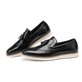 Loafer masculino  em couro confortável, modelo social, ideal para uso diário.