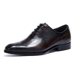 Sapato Masculino Oxford  em couro confortável, modelo social, ideal para uso diário e ocasiões especiais.