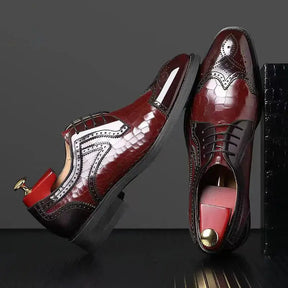 Sapato Social Masculino Brogue Em Couro confortável, modelo social, ideal para uso diário e ocasiões especiais.