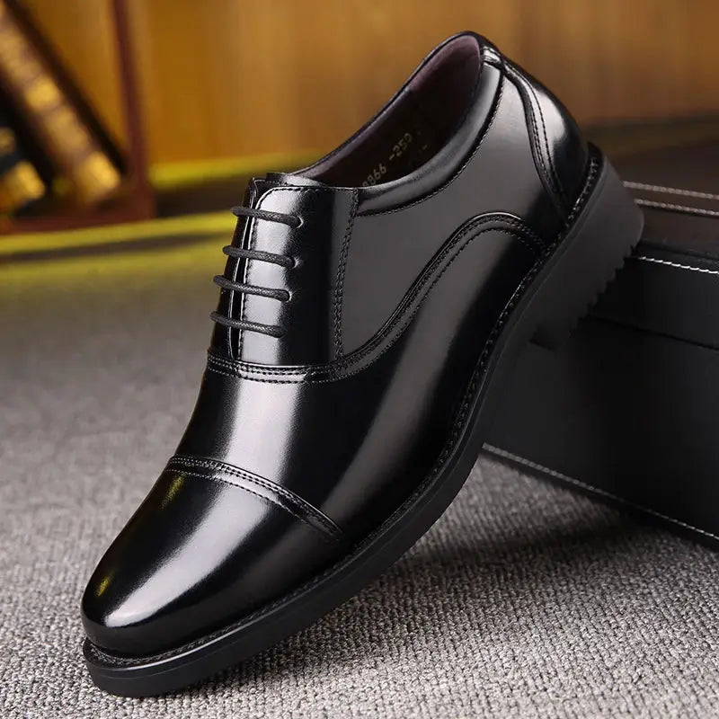 Sapato Social Masculino  Em Couro confortável, modelo social, ideal para uso diário e ocasiões especiais.