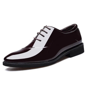 Sapato Social Masculino Oxford Em Couro confortável, modelo social, ideal para uso diário e ocasiões especiais.