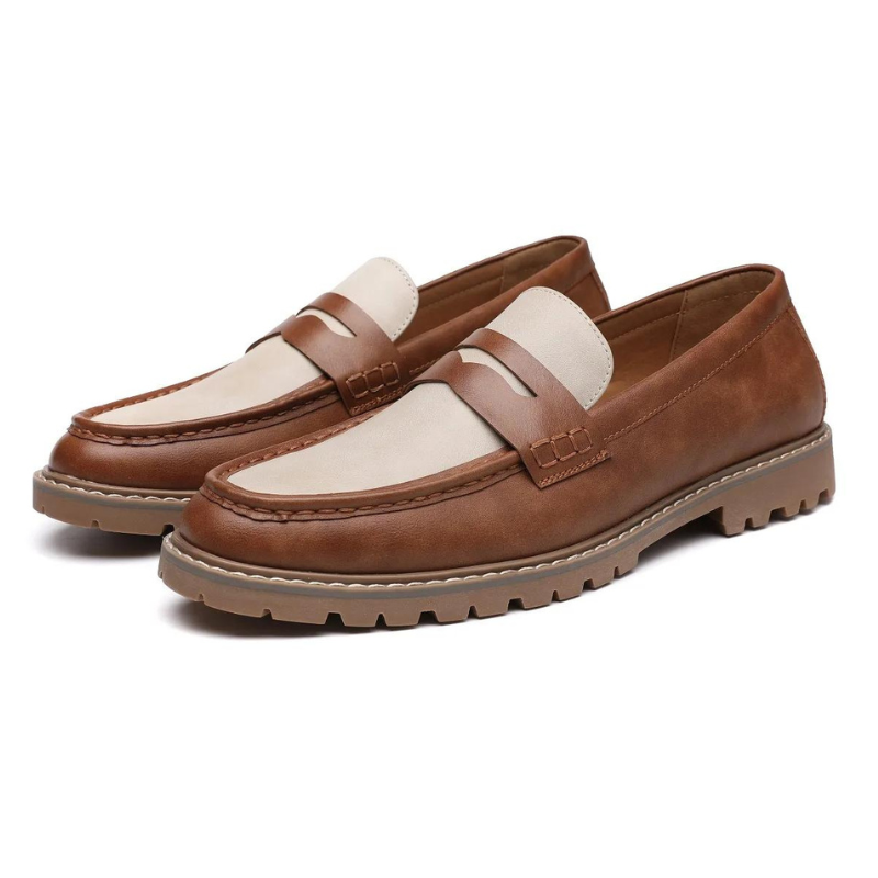 Loafer masculino  em couro confortável, modelo casual, ideal para uso diário e eventos especiais.