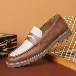 Loafer masculino  em couro confortável, modelo casual, ideal para uso diário e eventos especiais.