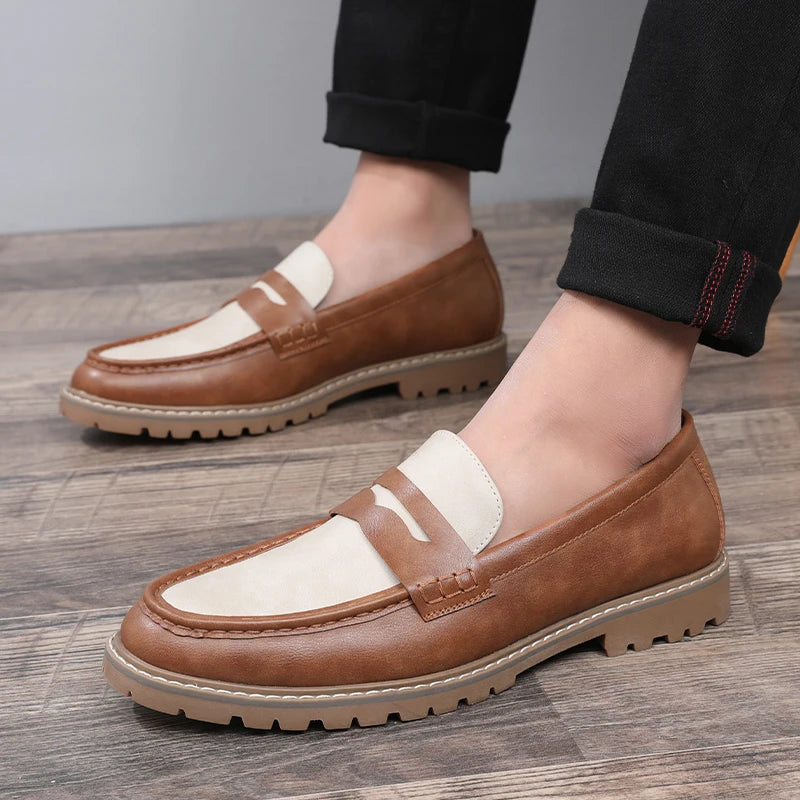 Loafer masculino  em couro confortável, modelo casual, ideal para uso diário e eventos especiais.