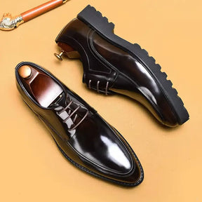 sapato social masculino derby em couro na cor preta, modelo derby, ideal para eventos especiais e uso casual.