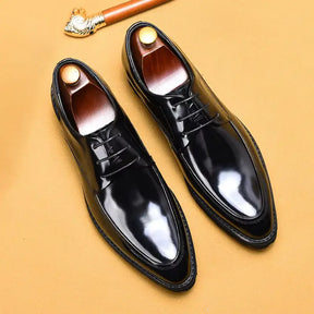 sapato social masculino derby em couro na cor preta, modelo derby, ideal para eventos especiais e uso casual.